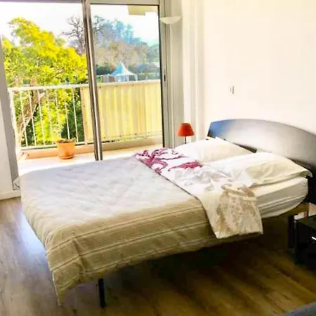 Nice Bright Apartment With Balcony Daire *